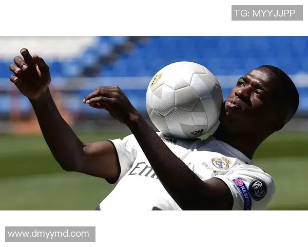 维尼修斯:从新星到巨星的蜕变之路与足球梦想的追逐 维尼修斯:从新星到巨星的蜕变之路与足球梦想的追逐