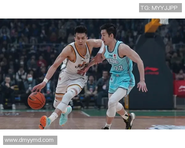 山东与上海常规赛激战正酣谁能在这场对决中笑到最后