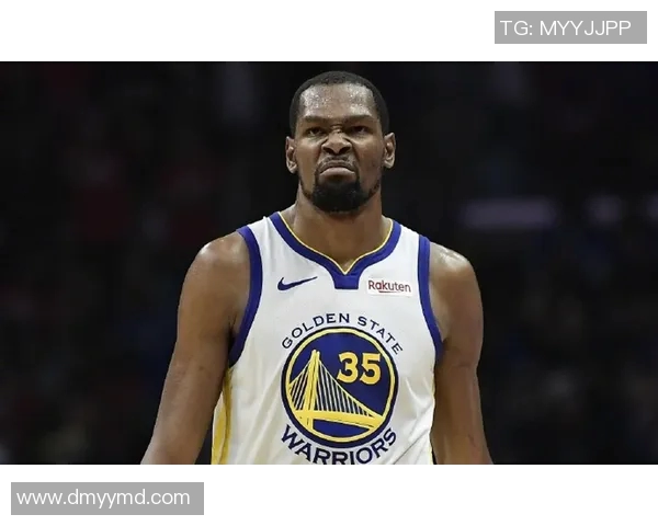 德阿隆福克斯如何在NBA赛场上展现领导力与竞技精神 德阿隆福克斯如何在NBA赛场上展现领导力与竞技精神